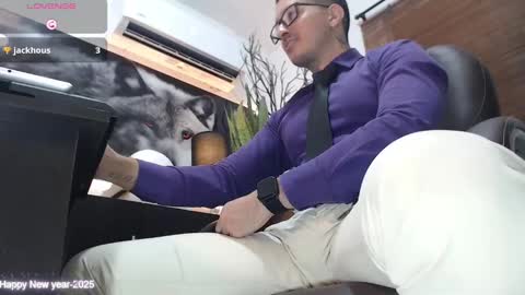 Snapshot of randylukehot chatting on 02.12.25 randylukehot online show from 02.12.25