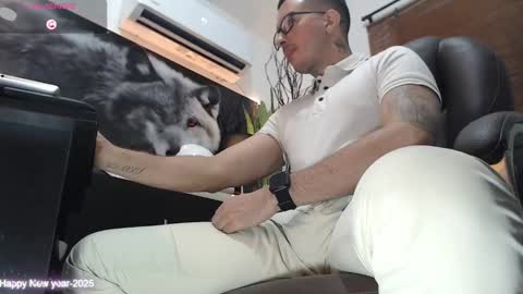 Snapshot of randylukehot chatting on 02.26.25 randylukehot online show from 02.26.25