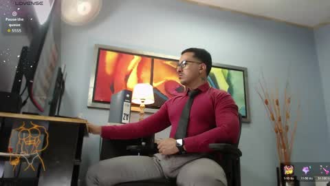 Snapshot of randylukehot chatting on 04.24.26 randylukehot online show from 04.24.26