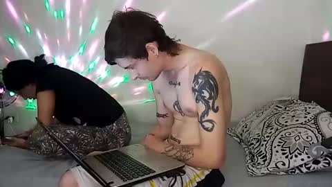 Snapshot of rangel_sex chatting on 12.29.24 Rangel and Lola online show from 12.29.24