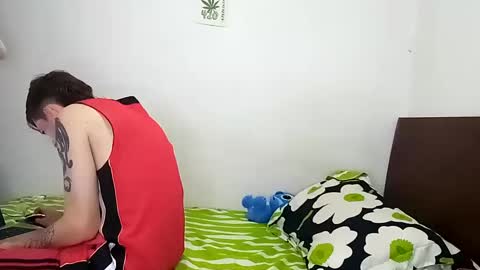 Snapshot of rangel_sex chatting on 01.07.25 Rangel and Lola online show from 01.07.25