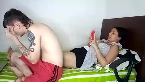Snapshot of rangel_sex chatting on 01.08.25 Rangel and Lola online show from 01.08.25