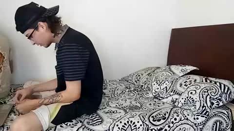 Snapshot of rangel_sex chatting on 02.17.25 Rangel and Lola online show from 02.17.25