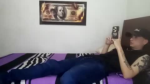 Snapshot of rangel_sex chatting on 07.17.26 Rangel and Lola online show from 07.17.26