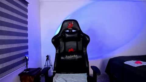 Jonas online show from 10.19.25