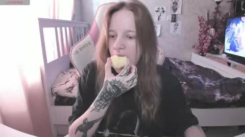 Rapunzel online show from 04.17.26