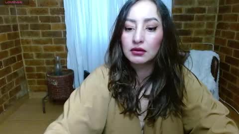 Snapshot of raquel_gh chatting on 04.16.26 Raquel online show from 04.16.26