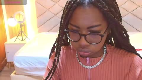 Raquel online show from 03.23.26