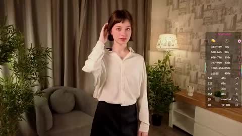 Nicole online show from 10.22.25