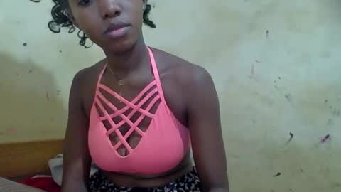 Snapshot of rasoanirinaa chatting on 05.31.26 rasoanirinaa online show from 05.31.26