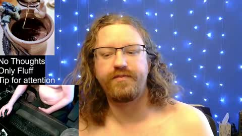 Snapshot of rathie chatting on 04.17.26 rathie online show from 04.17.26