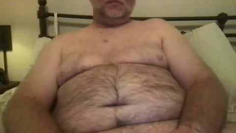 Snapshot of rattoy19 chatting on 10.15.25 Rattoy online show from 10.15.25