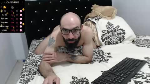 RaulWildBoy27 online show from 03.12.25