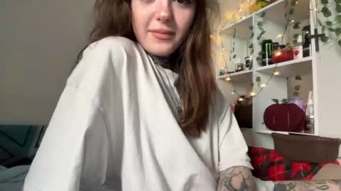 Snapshot of raven_armor chatting on 07.28.26 raven_armor online show from 07.28.26