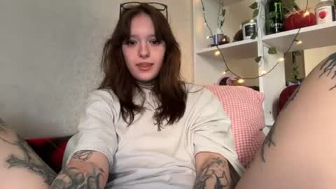 Snapshot of raven_armor chatting on 07.28.26 raven_armor online show from 07.28.26