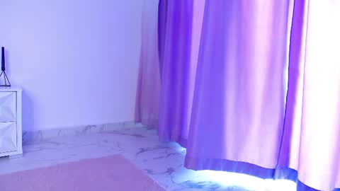 Raven Foxxy online show from 06.20.26