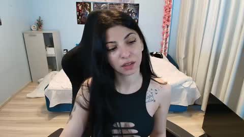 raven_haired_goddess online show from 05.18.26