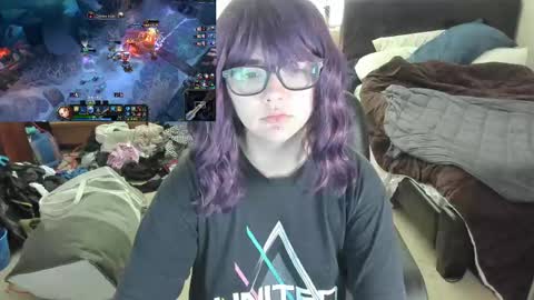 raven_moore_ online show from 10.07.25