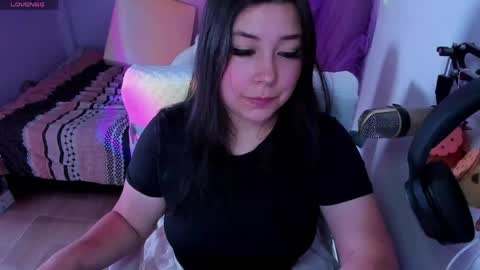 Snapshot of raven_toky0 chatting on 05.29.26 Raven online show from 05.29.26