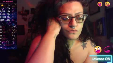Snapshot of ravenandsin chatting on 04.02.26 Raven online show from 04.02.26