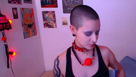 ravendarkness_ online show from 02.21.26