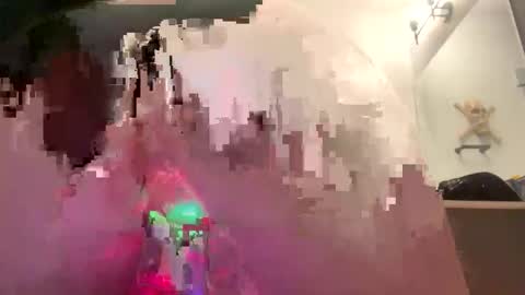 Raven Ray online show from 04.17.26