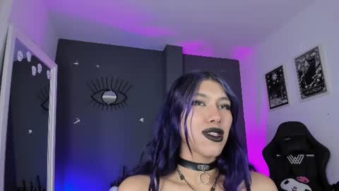 Raven Witch online show from 06.10.26
