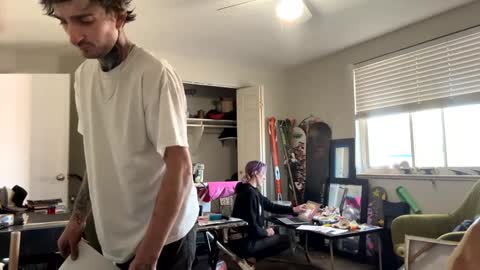 Snapshot of ravenxbeastie chatting on 02.08.25 ravenxbeastie online show from 02.08.25