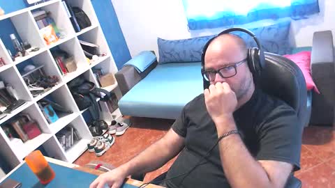 ravingr3d3 online show from 09.13.25