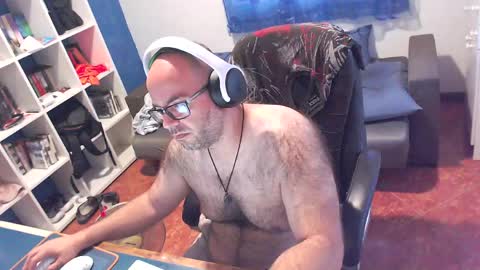 ravingr3d3 online show from 05.26.26