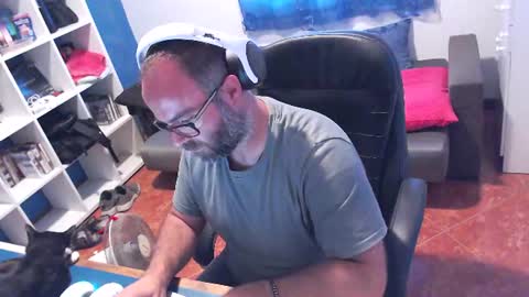 ravingr3d3 online show from 07.28.26