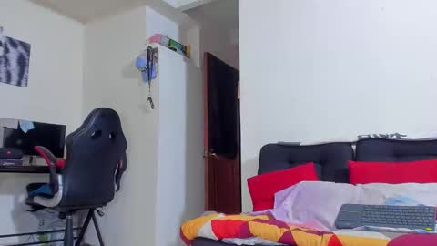 ray_long222 online show from 04.22.26