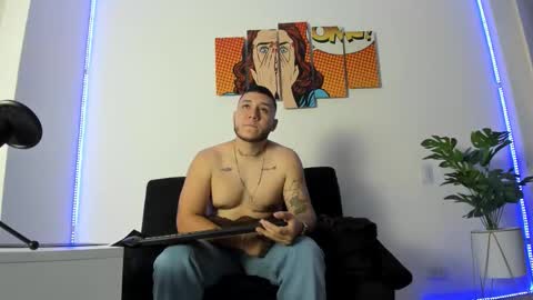 Snapshot of rayder_tg chatting on 01.13.26 rayder_tg online show from 01.13.26