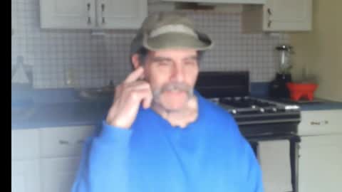 Snapshot of raylene4u2 chatting on 02.01.26 Ray online show from 02.01.26