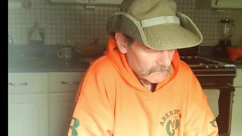 Snapshot of raylene4u2 chatting on 02.06.26 Ray online show from 02.06.26