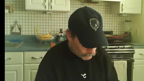 Snapshot of raylene4u2 chatting on 02.10.26 Ray online show from 02.10.26