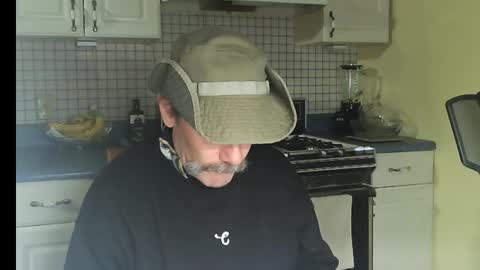 Snapshot of raylene4u2 chatting on 02.23.26 Ray online show from 02.23.26