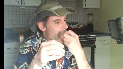 Snapshot of raylene4u2 chatting on 02.26.26 Ray online show from 02.26.26