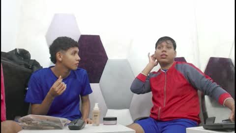 raystewart  online show from 11.01.25