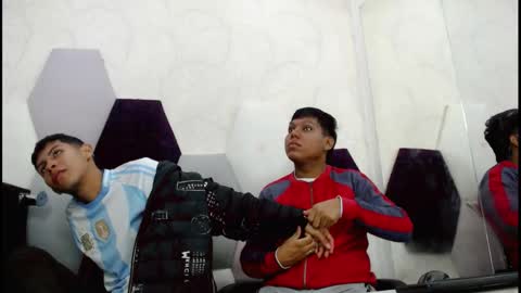 raystewart  online show from 11.02.25