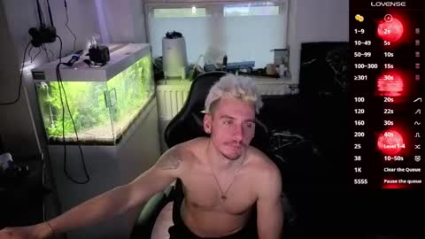 Rayzel online show from 03.30.26