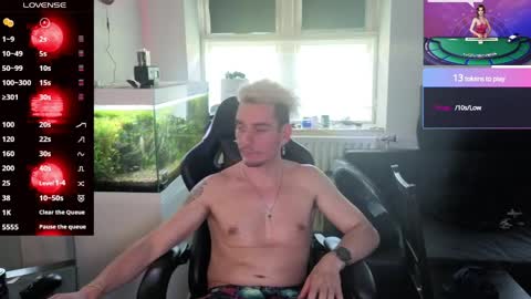 Rayzel online show from 06.04.26