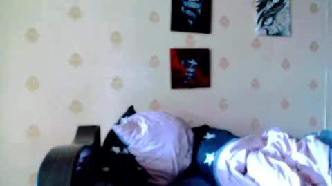 Snapshot of raziel_haze chatting on 05.10.26 Yrriel Strife Candy-Demon Caveboy mr. Cringe online show from 05.10.26