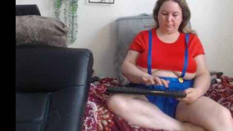 Snapshot of real_36_dd chatting on 04.01.26 Fannie online show from 04.01.26