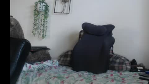 Snapshot of real_36_dd chatting on 04.09.26 Fannie online show from 04.09.26