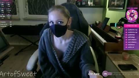Snapshot of realartofslut chatting on 12.12.24 realartofslut online show from 12.12.24