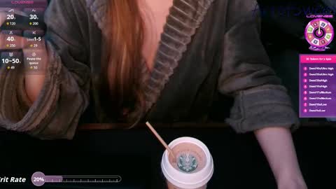 Snapshot of realartofslut chatting on 10.28.25 realartofslut online show from 10.28.25