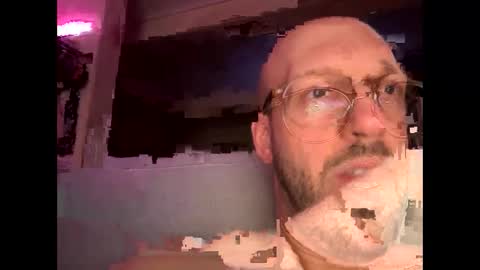 HugeSecret online show from 06.08.26