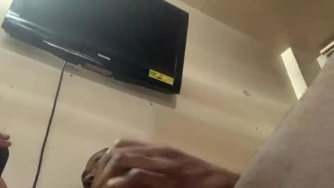 Snapshot of reallife1993 chatting on 11.06.25 reallife1993 online show from 11.06.25