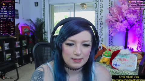 Snapshot of realsamisins chatting on 12.19.24 Snap - RealSamiSins online show from 12.19.24